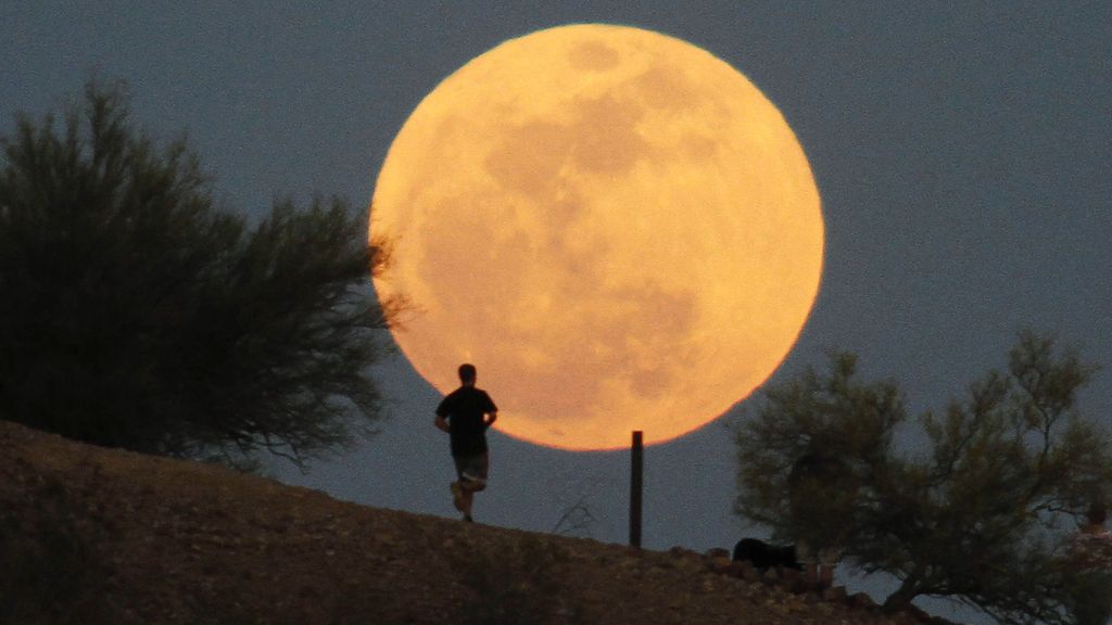 La 'superluna' se come la Tierra