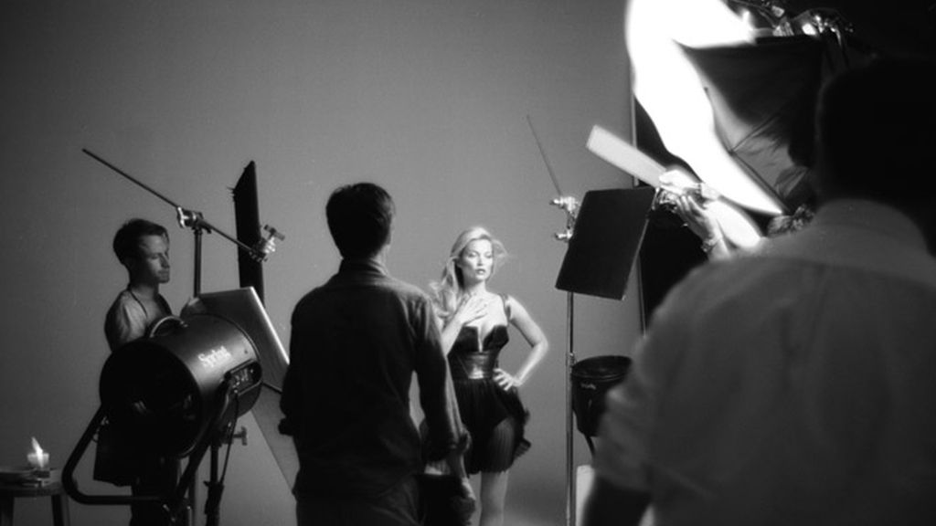 Las fotos del romance entre Kate Moss y Dior