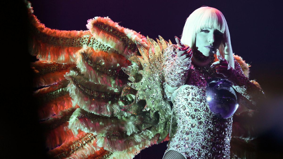 Lady Gaga durante uno de sus conciertos