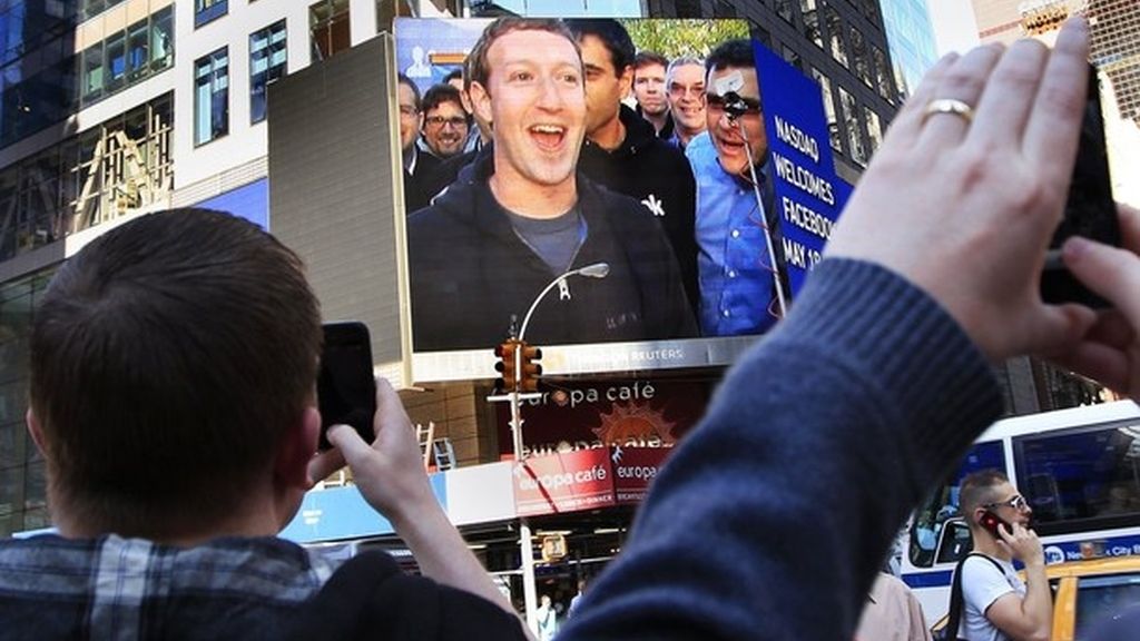 Facebook sale a bolsa