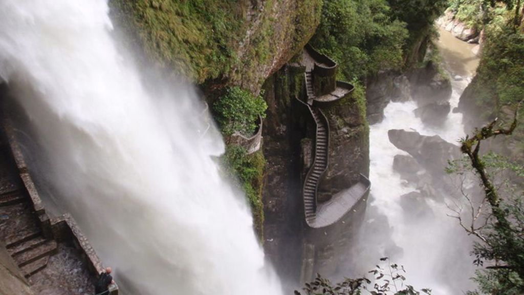 Pailón Del Diablo, una impresionante cascada en Ecuador