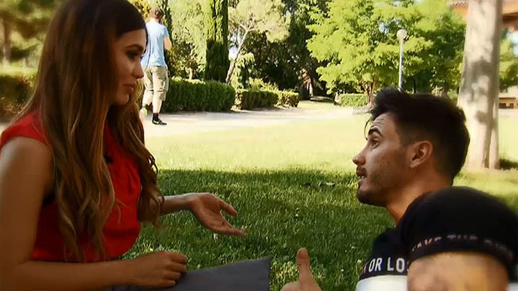 Iván utiliza todas sus armas de seducción