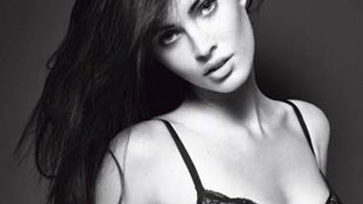 Foto de Megan Fox como imagen de la última campaña de Armani. Foto de Megan Fox como imagen de la última campaña de Armani.