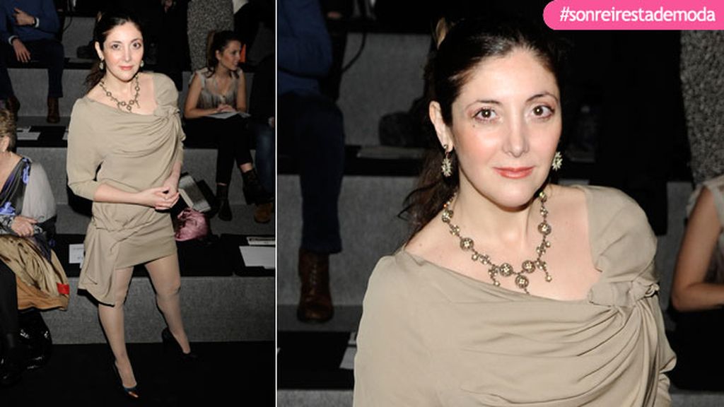 Espido Freire en el desfile de Martín Lamothe