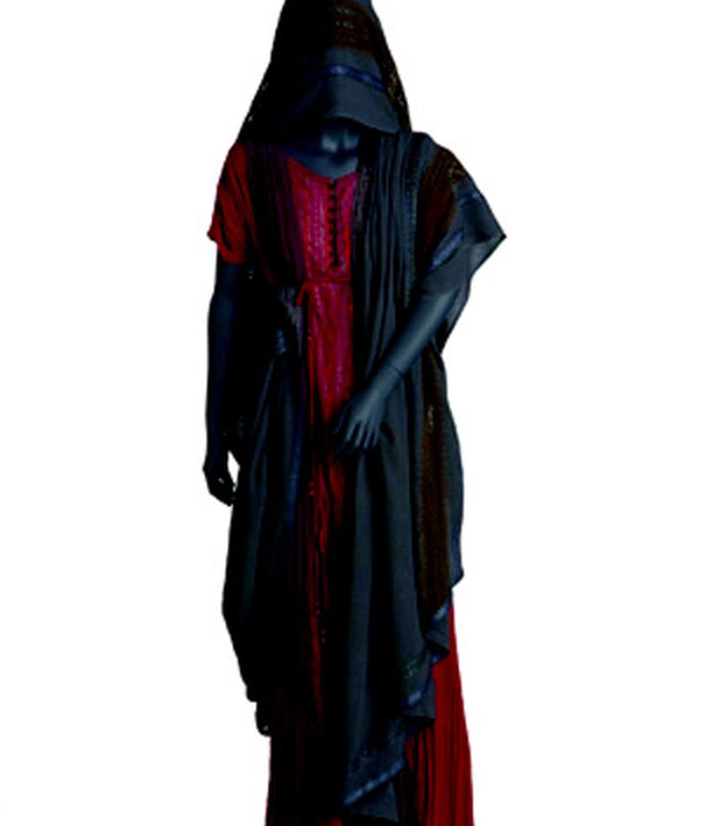 telecinco.es subasta una túnica de Hipatia de Alejandría