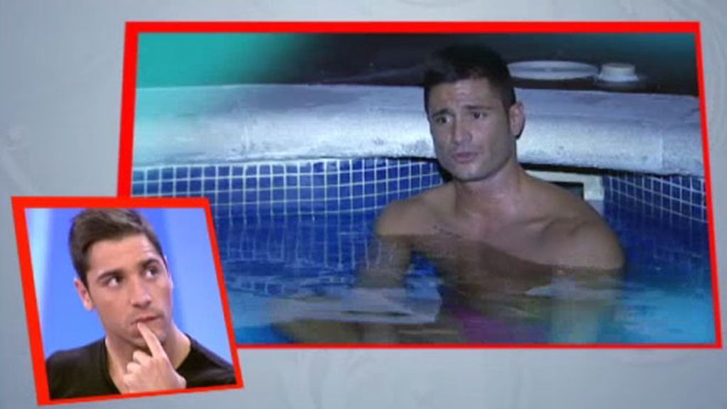 Lola, a Ángel: “No quería besarte en la primera cita pero no he podido aguantar”