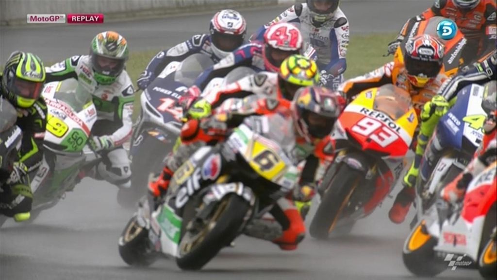 Tráfico en la salida de MotoGP