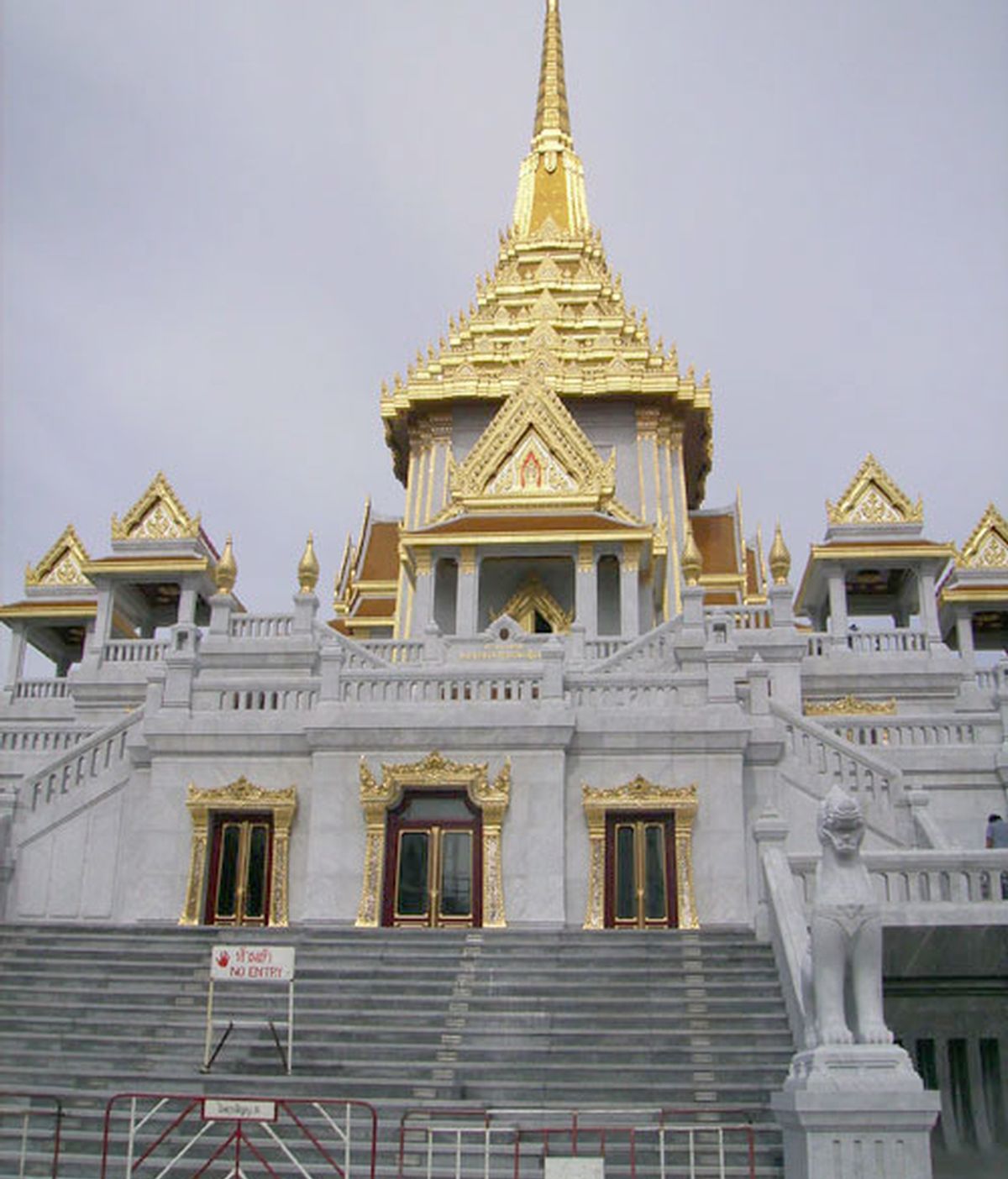 Imagen del templo Wat Traimit, que contiene al buda de oro. Foto: RSO.