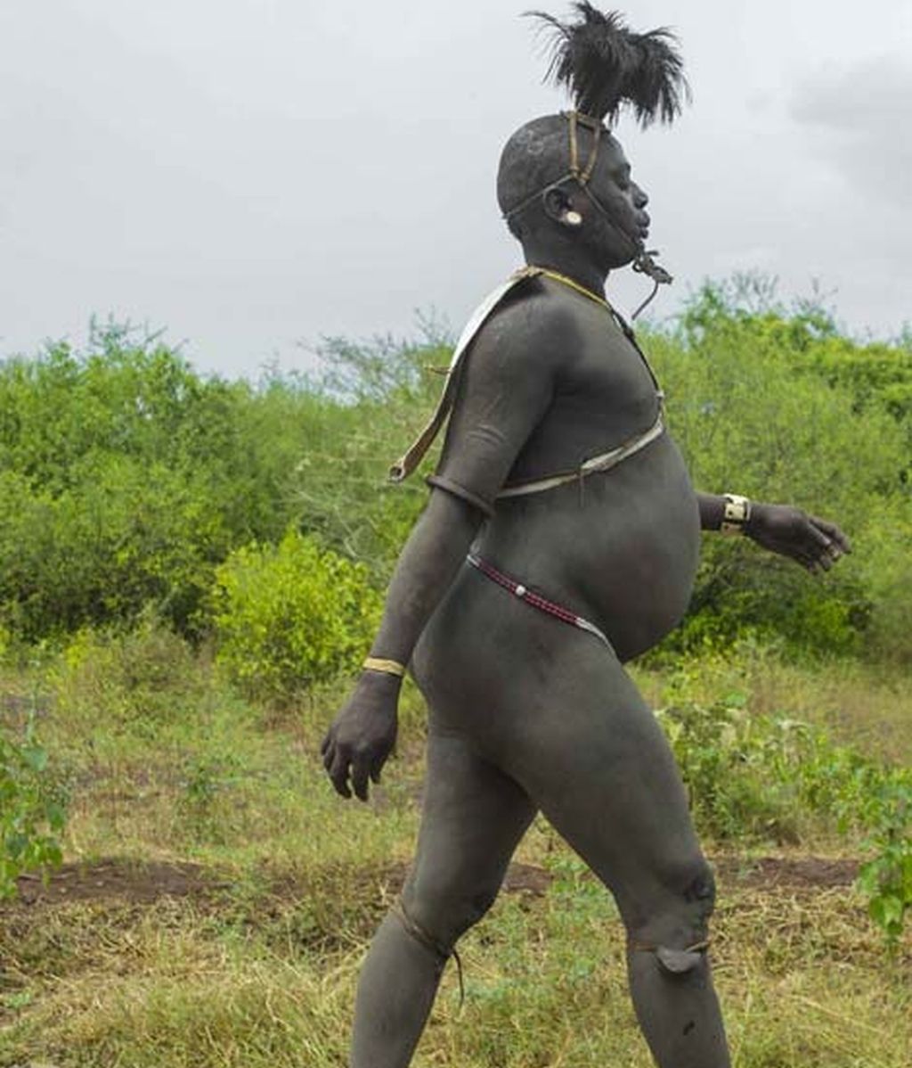 Competición por ser el hombre más gordo de la tribu