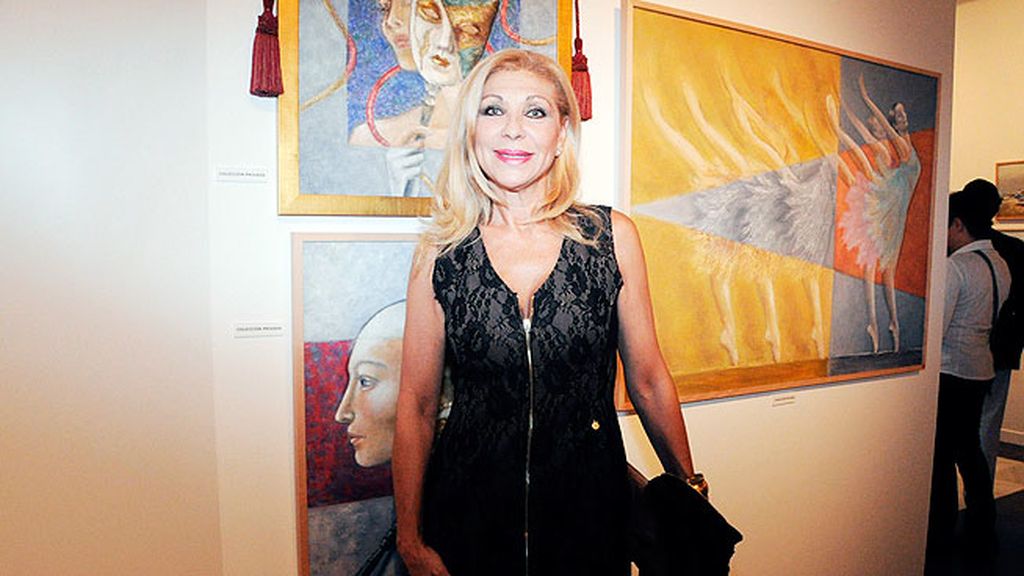 Jenny Llada, muy amiga de la familia, quiso apoyarla con su presencia