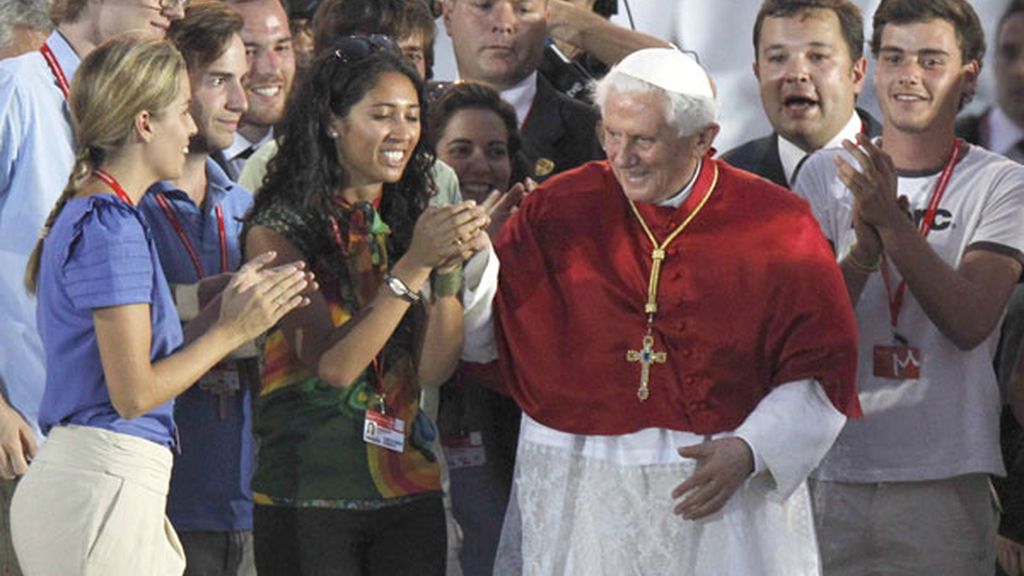 El Papa, con varios católicos en Cuatro Vientos