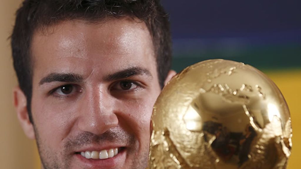 Cesc Fabregas aspira junto a otros 9 españoles al mejor once del año