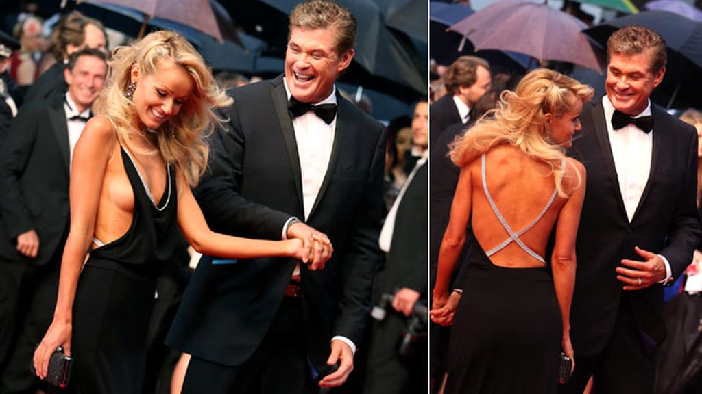 David Hasselhoff y Hayley Roberts se lo pasaron muy bien sobre la alfombra roja