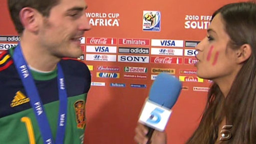 El beso de Iker a Sara, de campeonato
