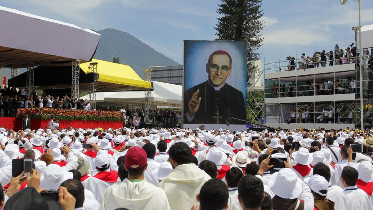 Más de 300.000 personas participan en el acto de beatificación de monseñor Romero