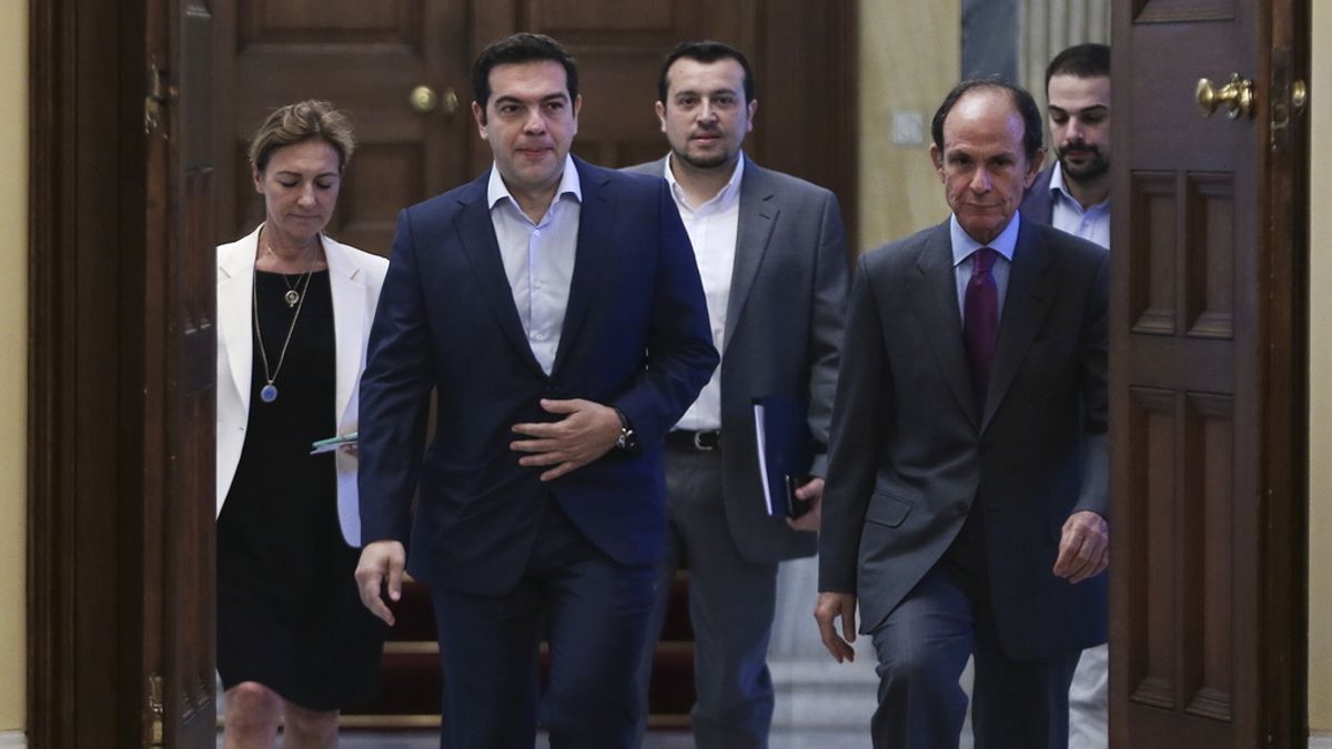 Tsipras con los líderes griegos