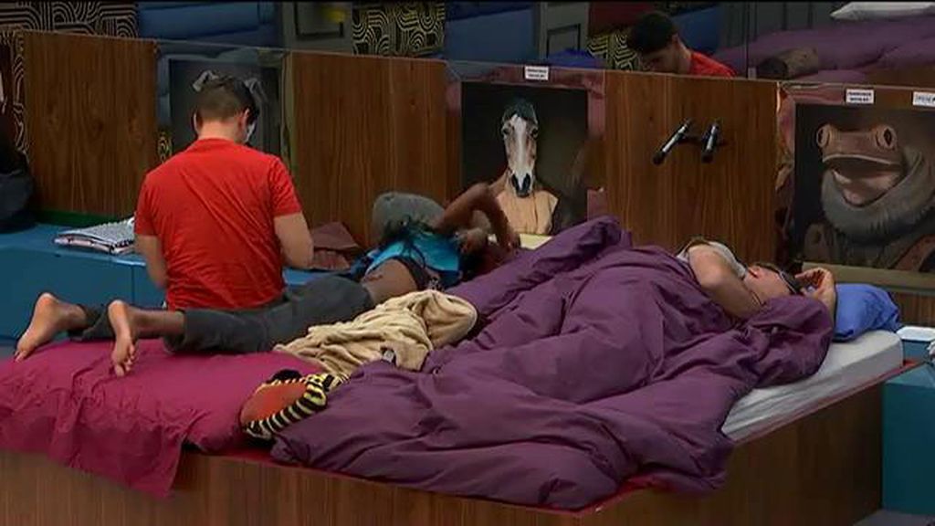 El concursante tiene una contractura en la espalda