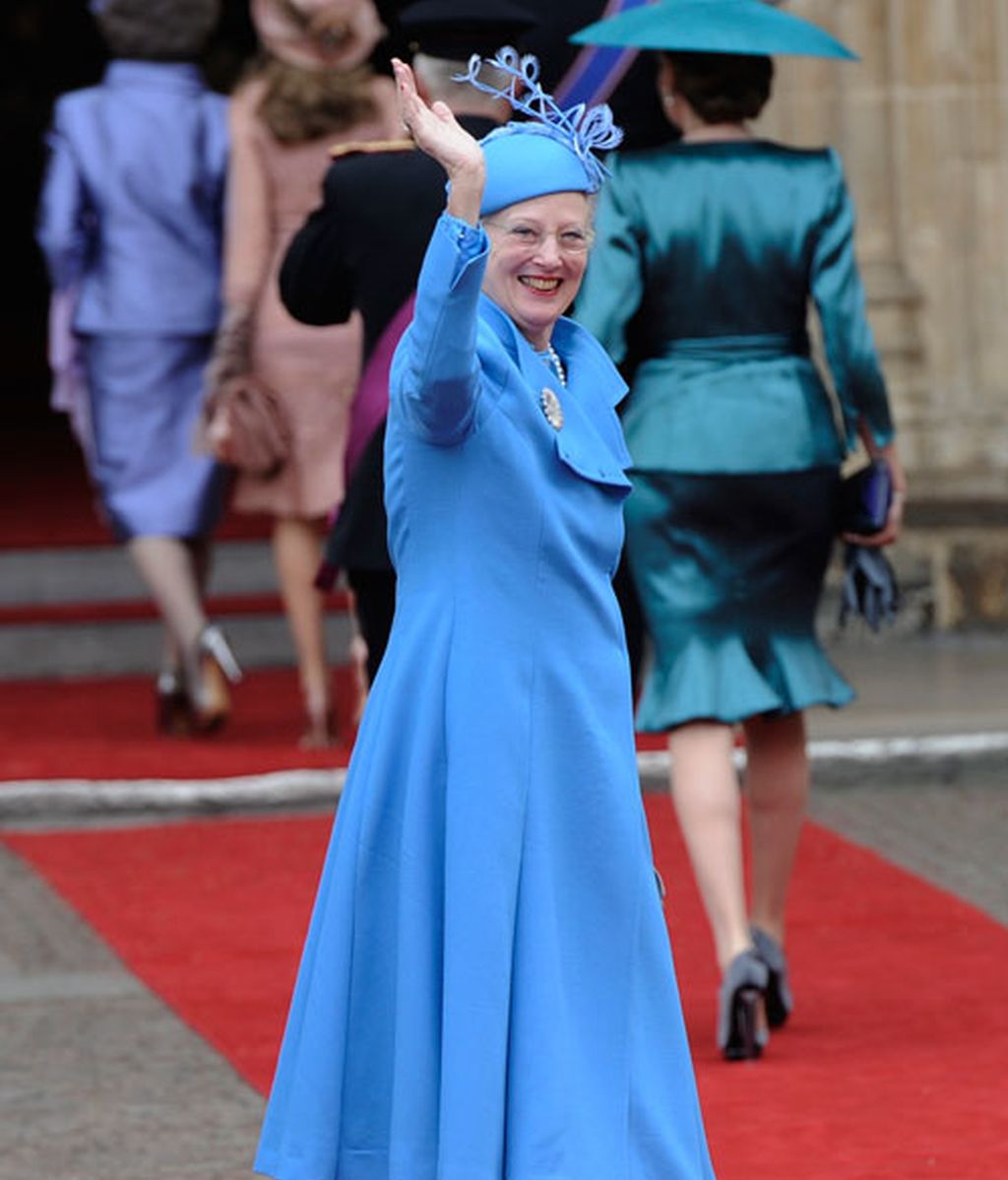 Los invitados, de punta en blanco