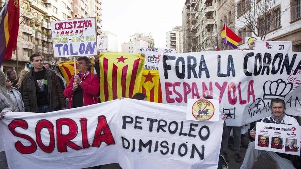 Manifestantes, en contra de las prospecciones petroleras