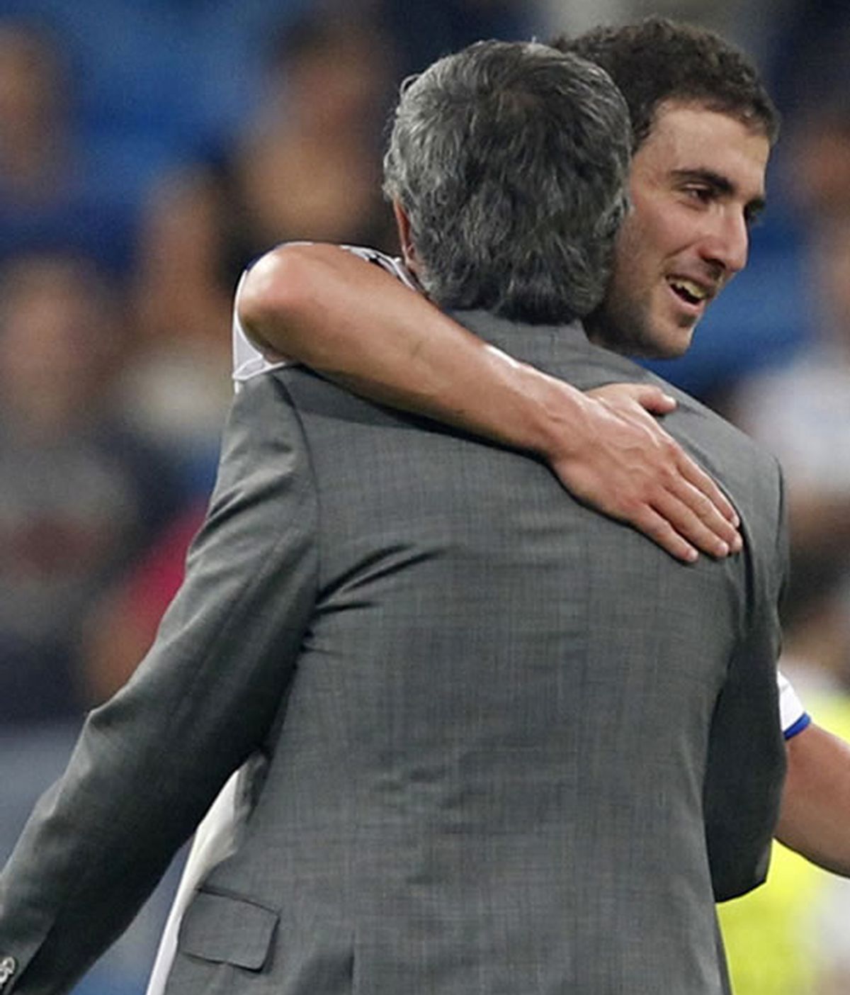 Mourinho feliz con el contento del Madrid en Champions.