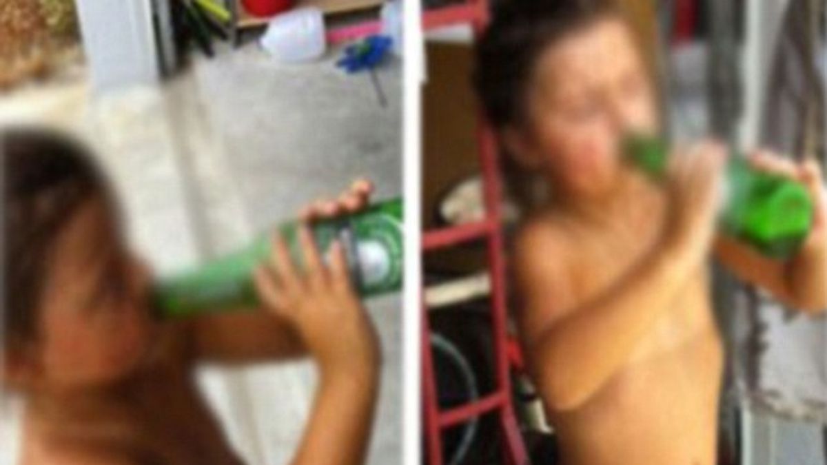 La policía investiga a unos padres por colgar la foto de su hija pequeña bebiendo cerveza