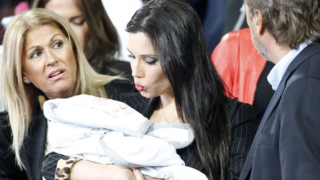 Carbonero, Rubio, Aramburu...la plantilla de mamás 'WAGs', en la fiesta del Real Madrid