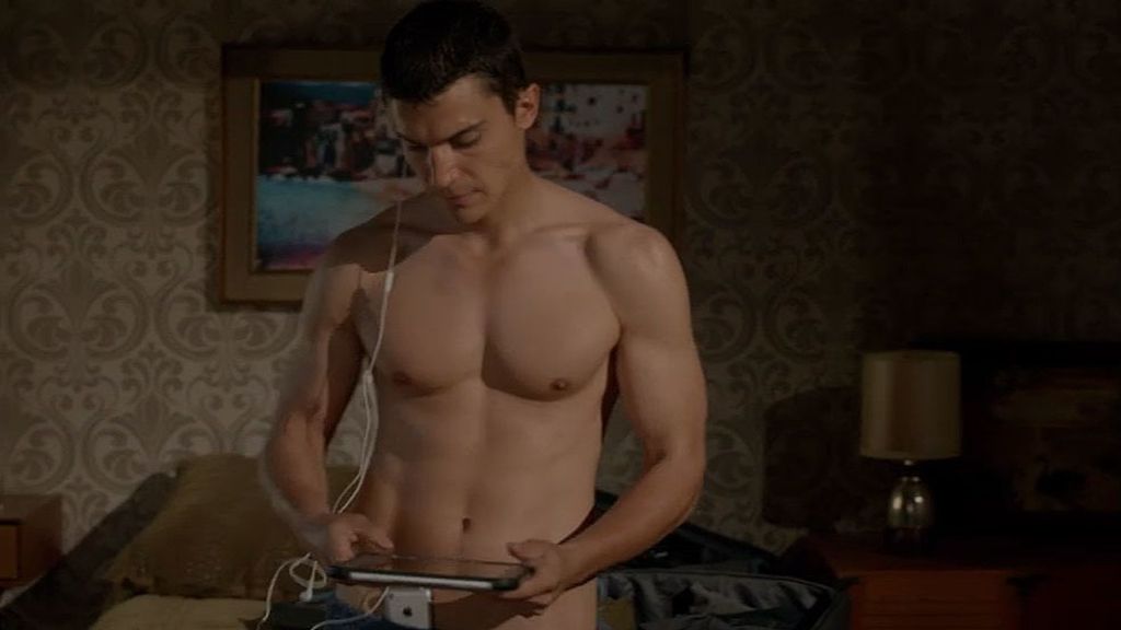 El infiltrado más atractivo del CNI