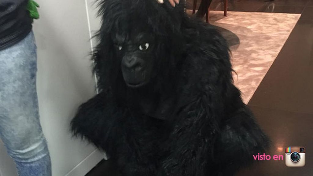 En la que no faltó un gorila, que en realidad era un amigo disfrazado