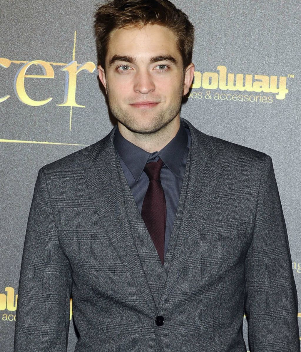 R Pattinson