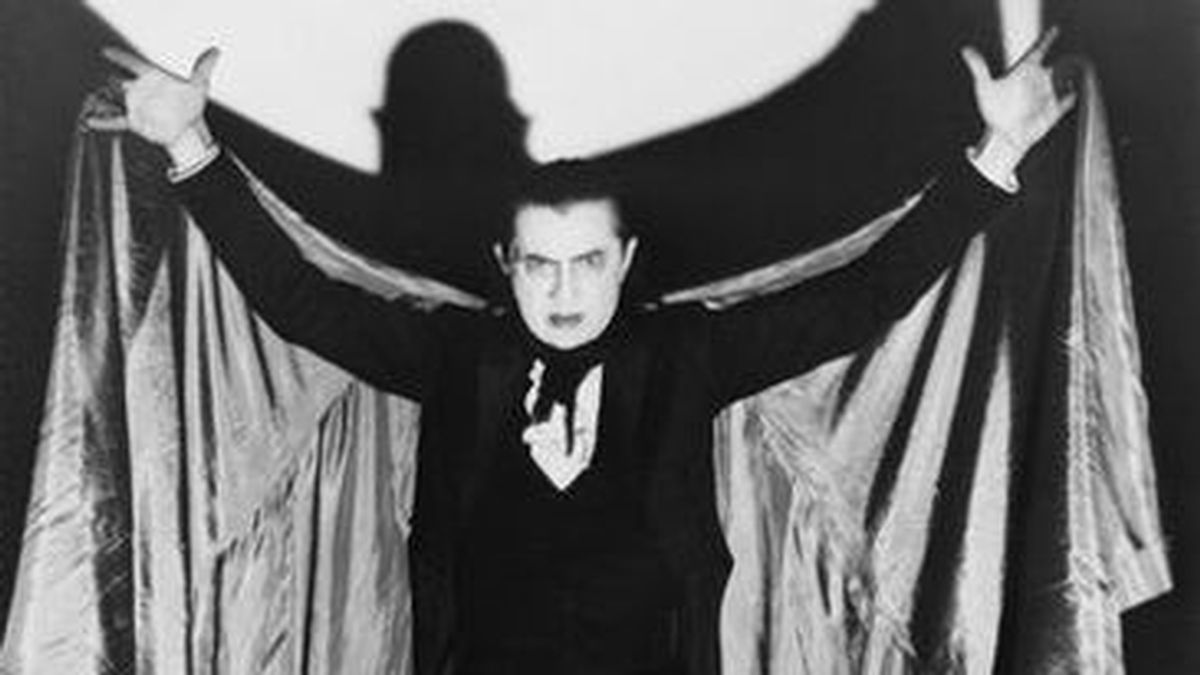 La capa que Bela Lugosi usó en 'Drácula', a subasta