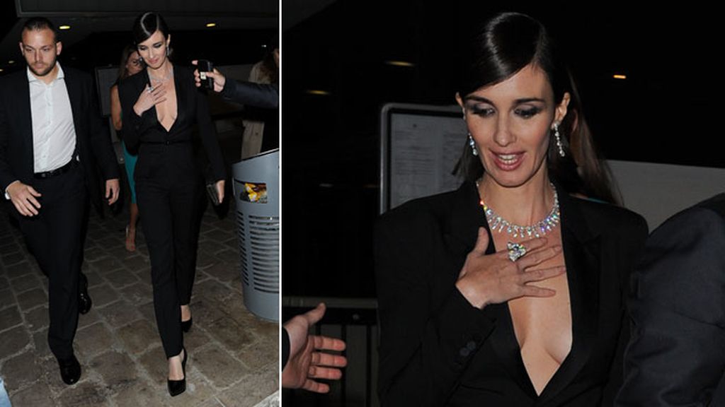 Paz Vega en la fiesta en el yate de Harvey Weinstein, con un elegante  mono negro