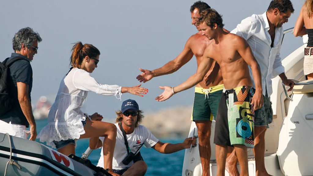 María José Suárez se tuesta en Ibiza