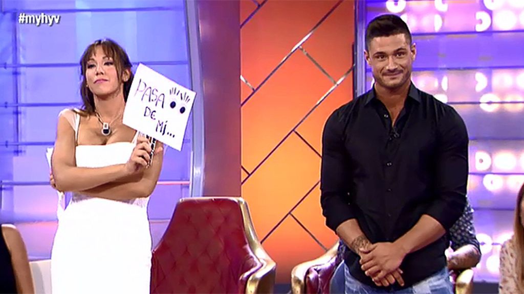 El resto de pretendientas abandonan el plató muy indignadas