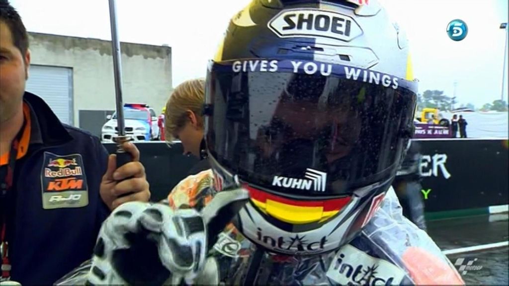 Sandro Cortese hace historia en Moto3™