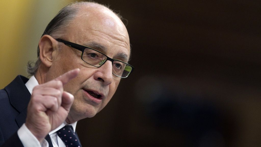 Montoro, el fiel guardián de las finanzas, señalado por la justicia y desde la propias filas del PP