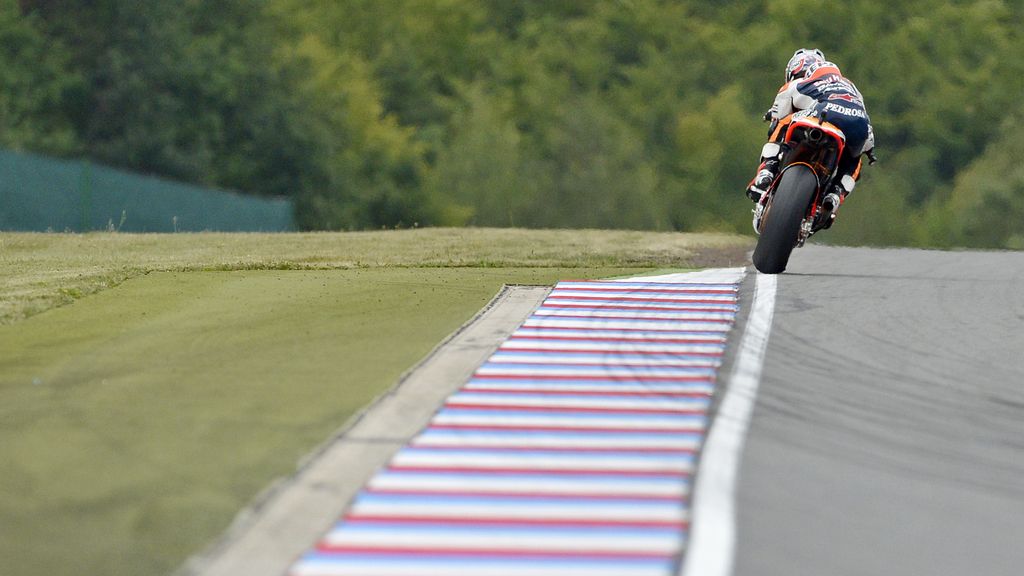 Dani Pedrosa marca el ritmo de los entrenamientos del GP checo