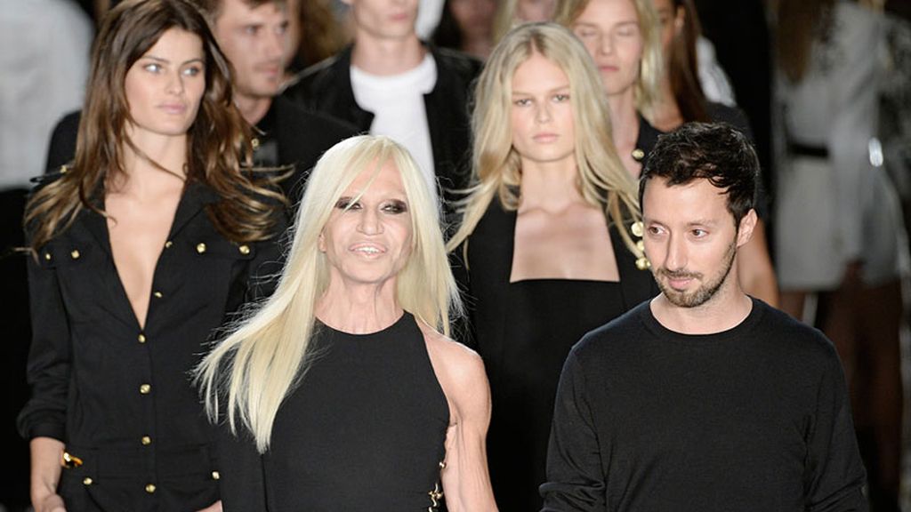 Anthony Vaccarello nuevo director creativo de Versus