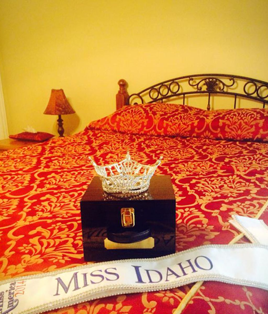 Vence en el concurso de traje de baño desafiando a su diabetes