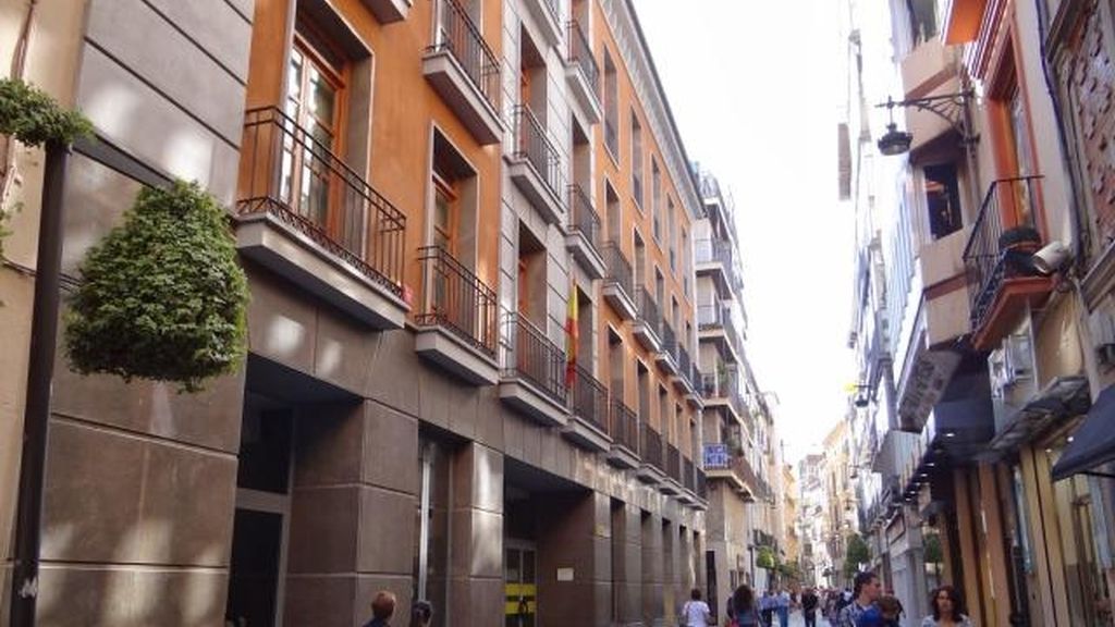 8. Antiguo edificio de la diputación de Granada (Granada)