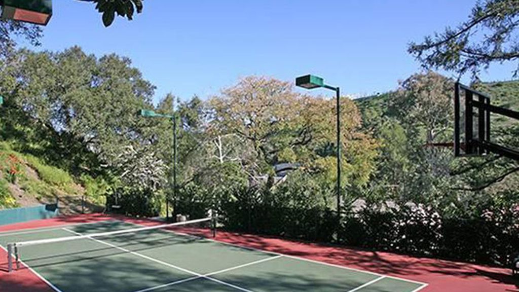 Taylor Swift elige Beverly Hills para fijar su segunda residencia