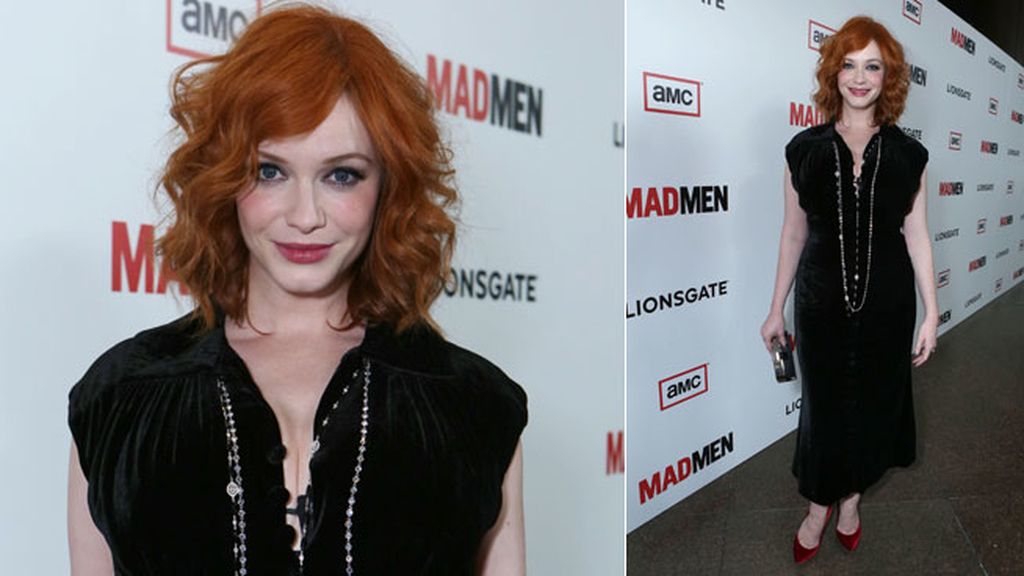 La pelirroja Christina Hendricks también se vistió de negro