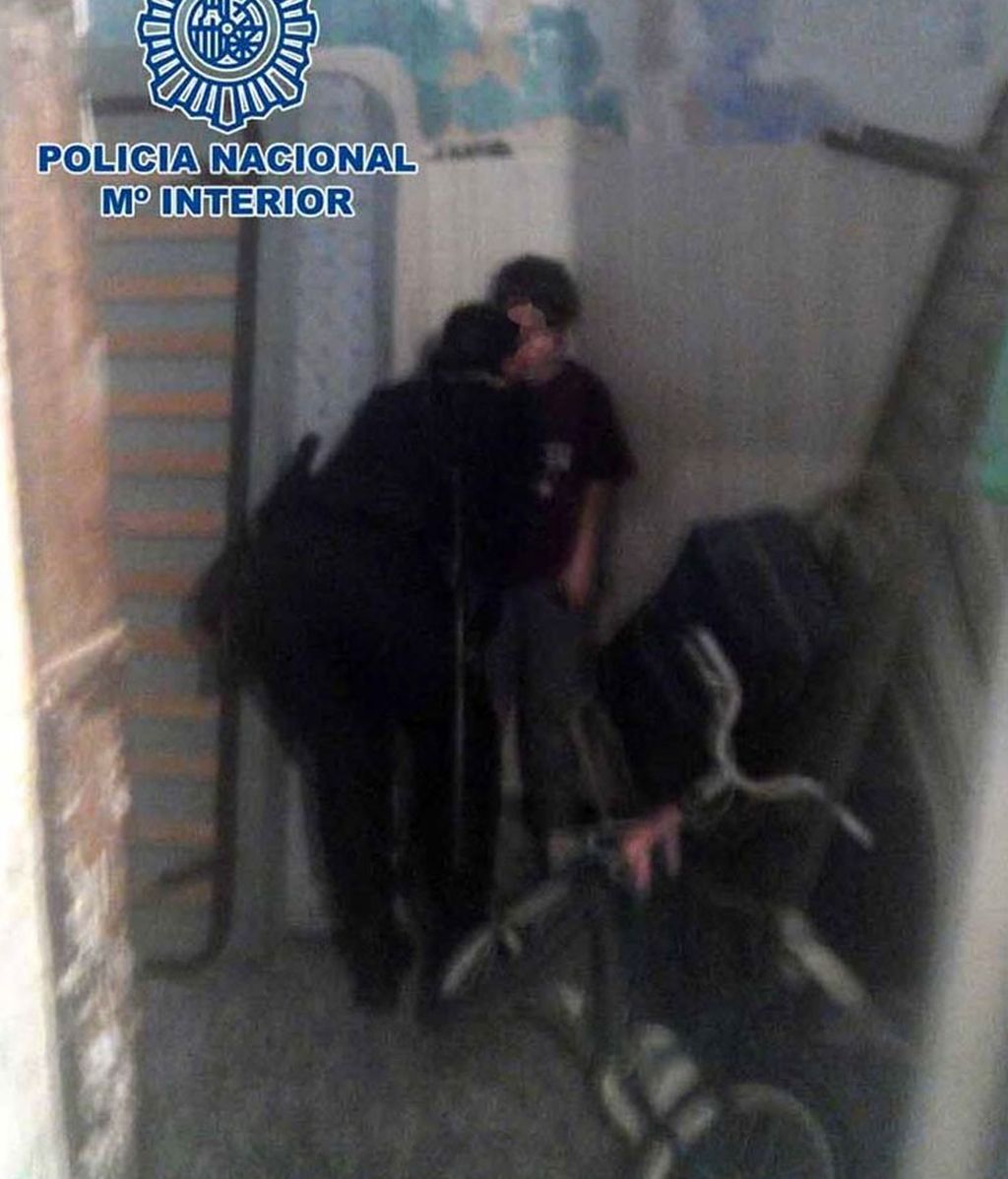 Madre deja solo a su hijo de 12 años