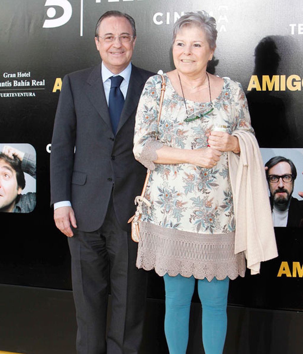 Los protas de 'Amigos', rodeados de colegas y familiares en la premiere de la película