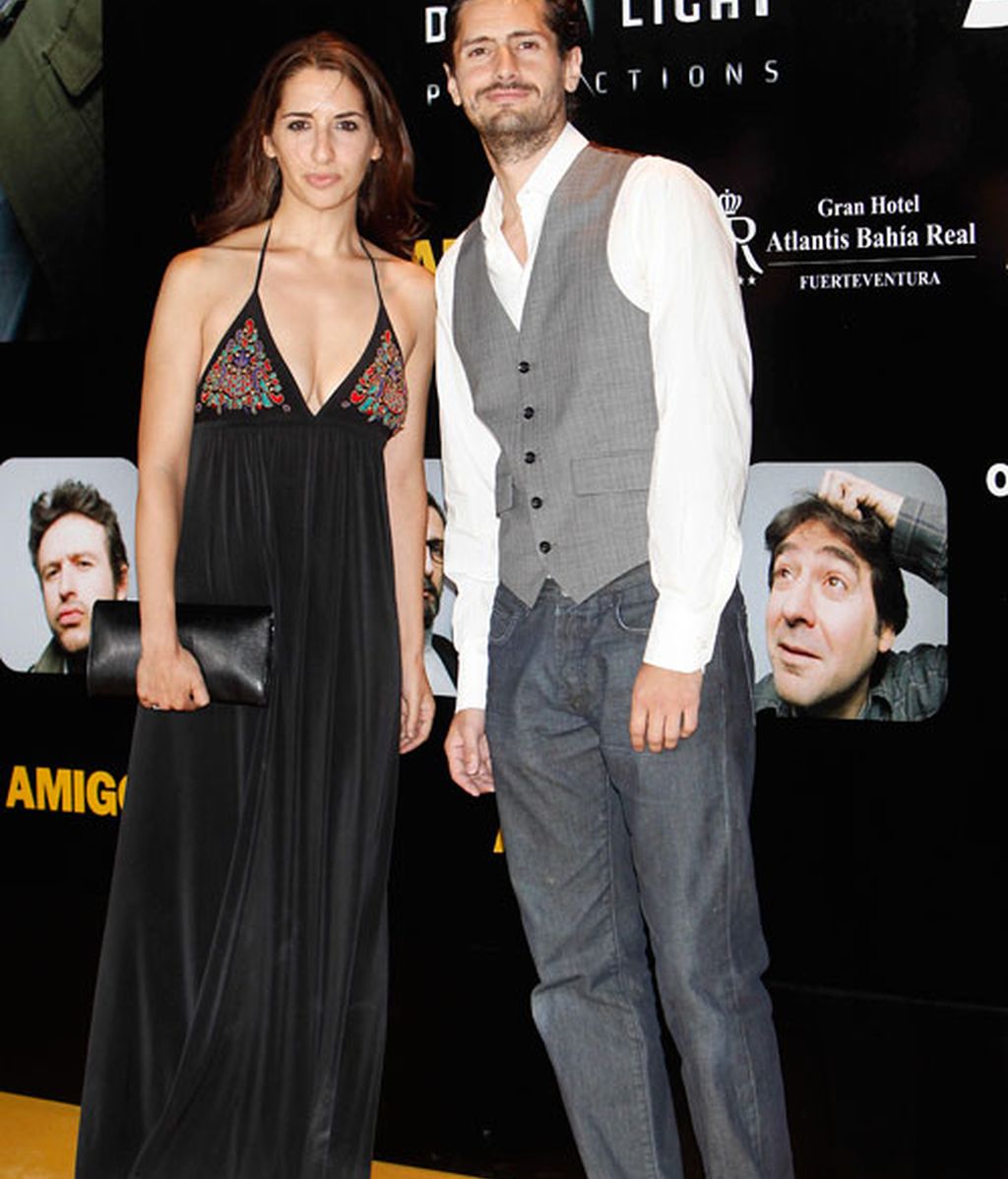 Los protas de 'Amigos', rodeados de colegas y familiares en la premiere de la película