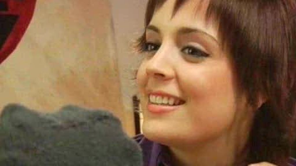 Arancha piensa que Juanjo es un cansino