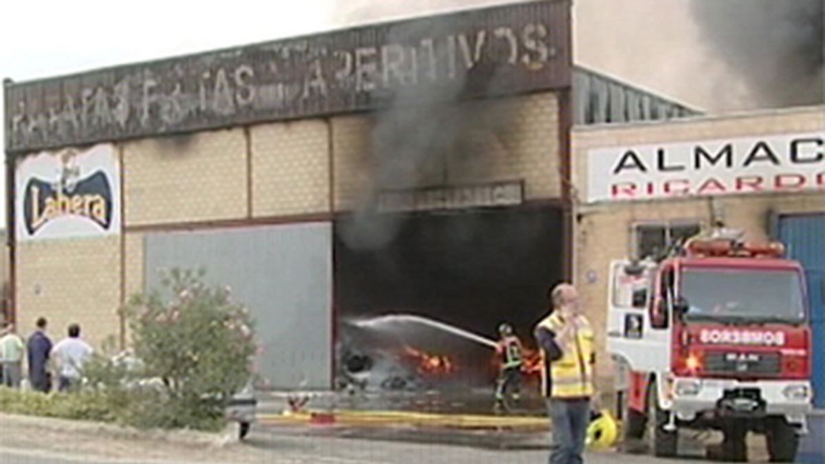 Incendio en una fábrica de patatas