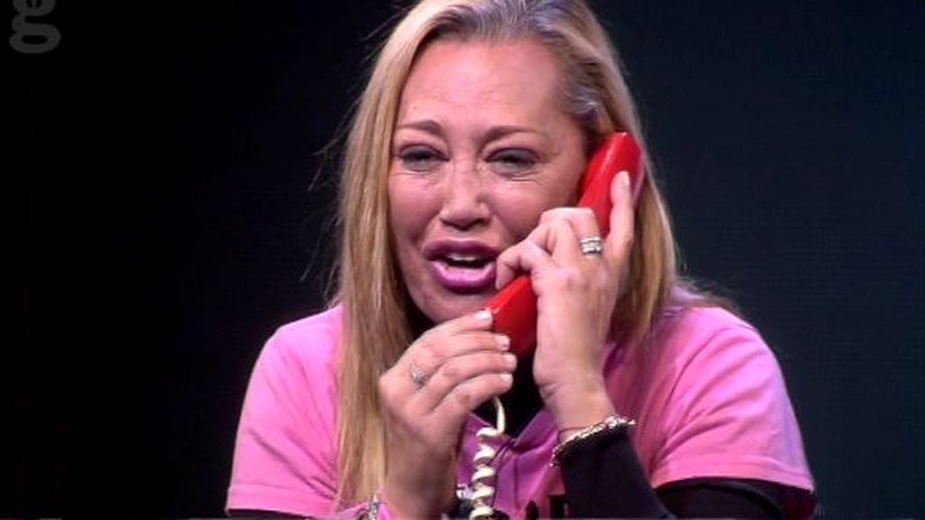 Belén al teléfono rojo