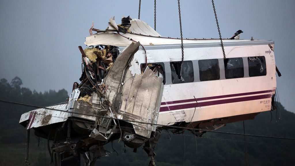 Descarrilamiento mortal de un tren en Santiago de Compostela