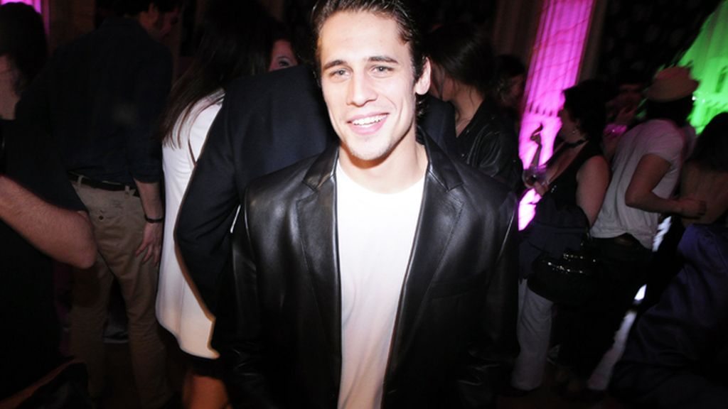 Blanca Suárez y Kira Miró, animado corrillo en la fiesta de Harper´s Baazar