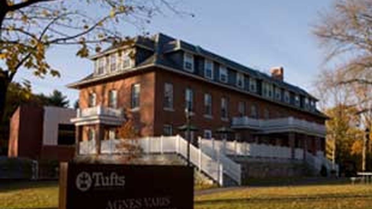 La Universidad de Tufts está en Boston.